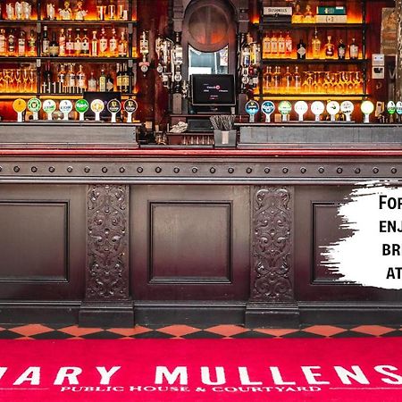 Mary Mullen'S Rooms Eyre Square. Galway Bagian luar foto